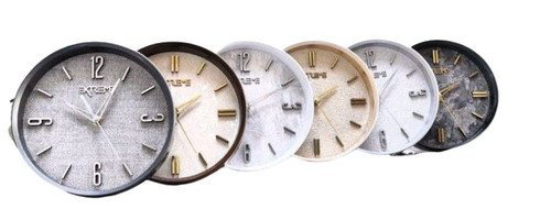 ساعتهای دیواری و رومیزی پایه دار موتور آرامگرد با تنوع رنگی بالا