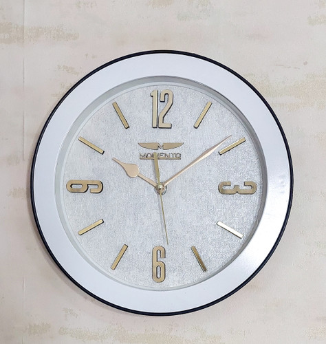 ساعت دیواری آرامگرد مومنتو